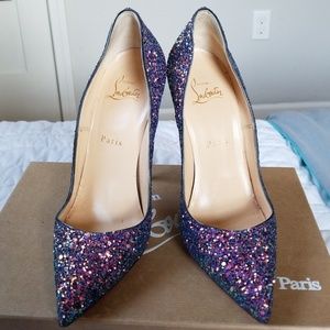 Like new Christian Louboutin So Kate Pumps